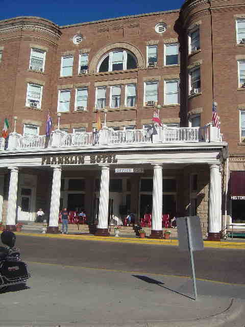 franklin_hotel_sm.jpg